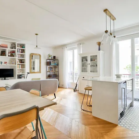 Bright In The Heart Of Le Marais باريس