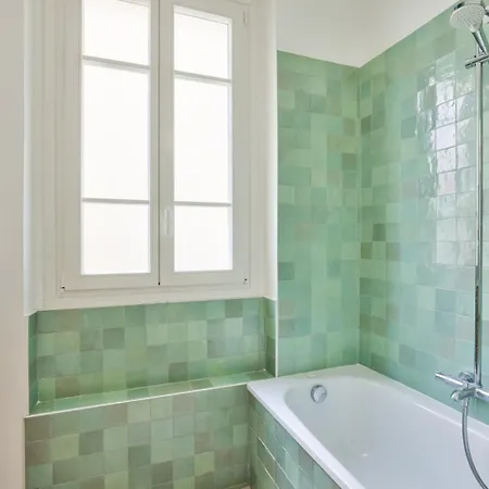 Bright In The Heart Of Le Marais شقة