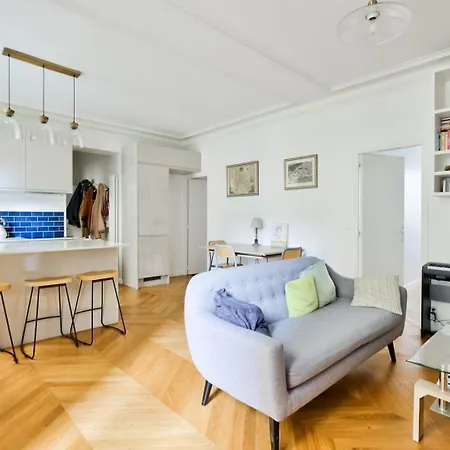 Bright In The Heart Of Le Marais شقة