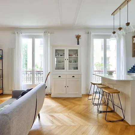 Bright In The Heart Of Le Marais باريس